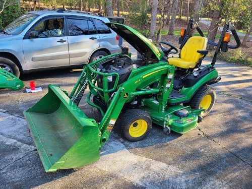 2018 John Deere 1025R compact utility tractor
