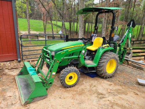 John Deere 3025E Tractor with front end loader and backhoe